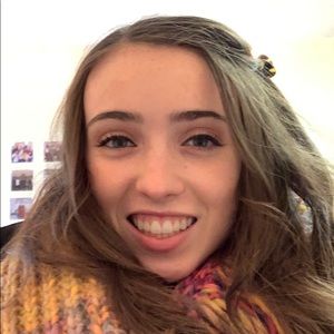 Meet your Posher, Elizabeth